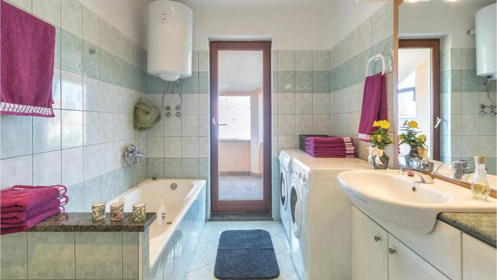 3 Bedroom Pet Friendly Apartment In Pula 0*,  Croatia