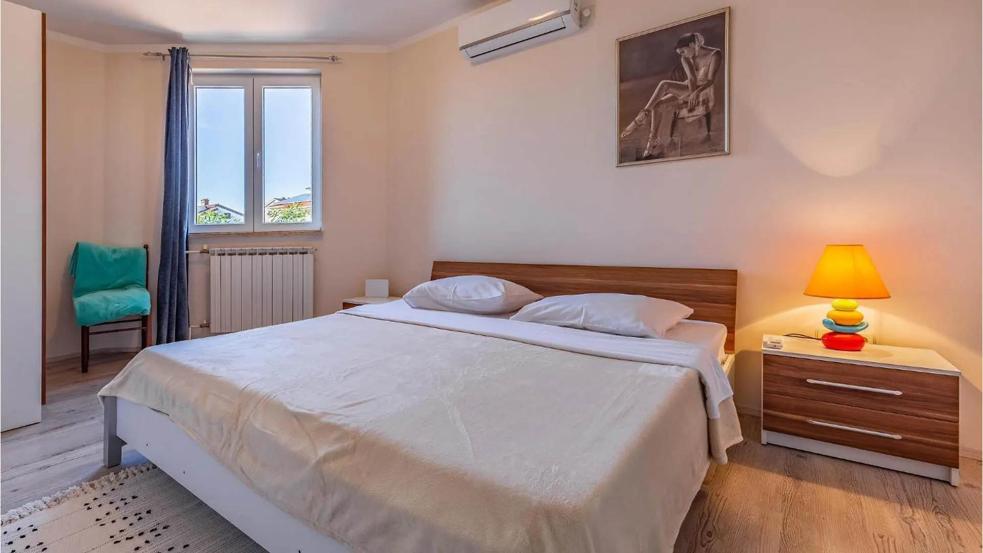 3 Bedroom Pet Friendly Apartment In Pula 0*,