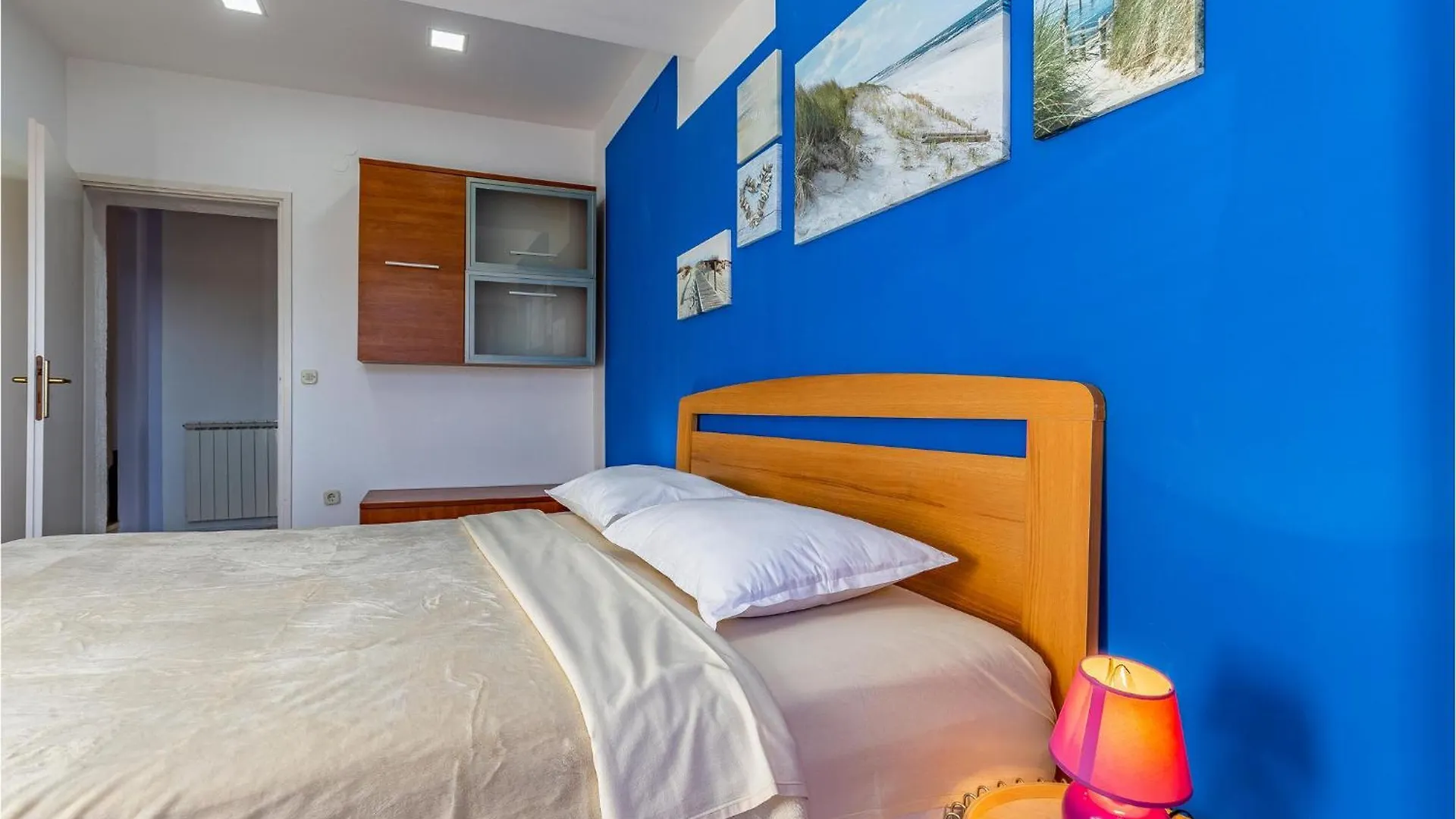 3 Bedroom Pet Friendly Apartment In Pula
