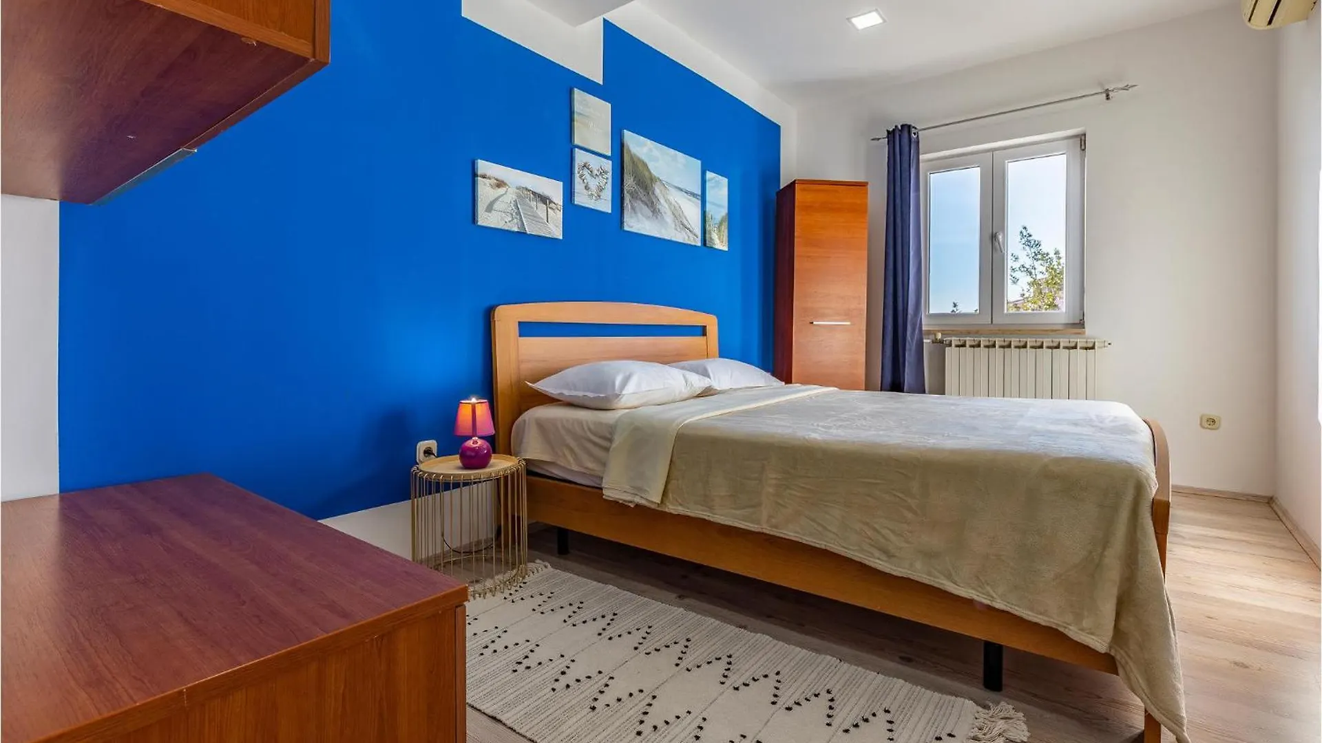 3 Bedroom Pet Friendly Apartment In Pula 0*,
